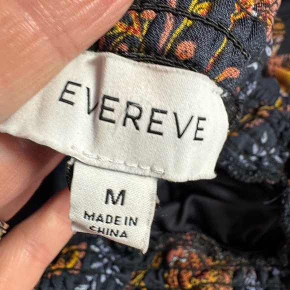 Evereve Tinslee Flora Mesh Mini Skirt Size Medium - Picture 7 of 9